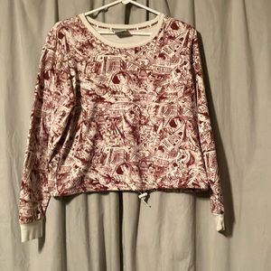 Harry Potter all over pattern from Hot Topic size medium. Excellent condition